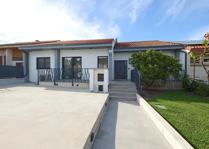 빌라 Meri With Private Pool And Sea View *