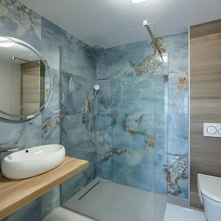 Meri With Private Pool And Sea View * Pola