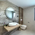 Вилла Meri With Private Pool And Sea View Пула