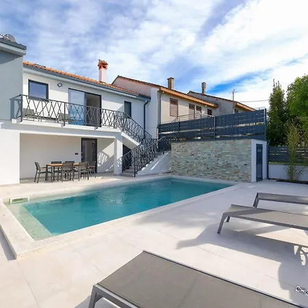 Вилла Meri With Private Pool And Sea View